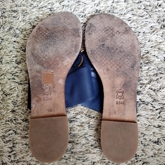 Tory Burch Patos Disk Flat leather Thongs slide Sandals sz 9,5 - Picture 6 of 6